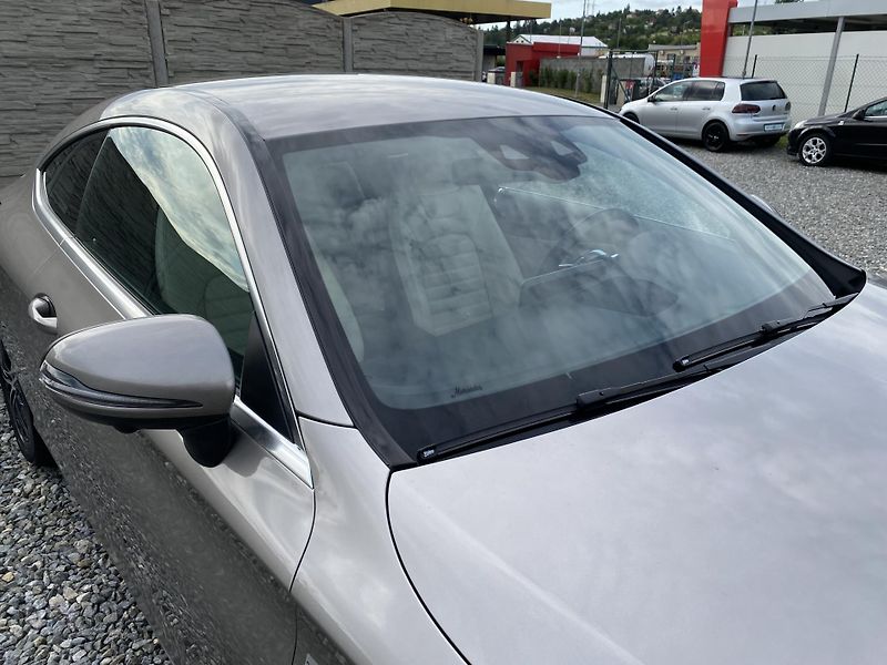 Mercedes-Benz Třídy C C 400 COUPE 4MATIC 51.000KM - fotka 61 z 149