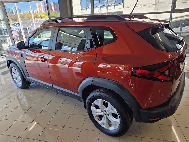 Dacia Duster (2026) expression hybrid 155 - fotka 2 z 3