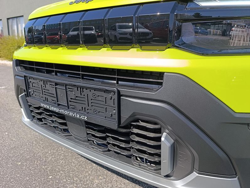 Jeep Avenger (2026) Altitude 1.2 Tur. e-Hybrid aut - fotka 11 z 29