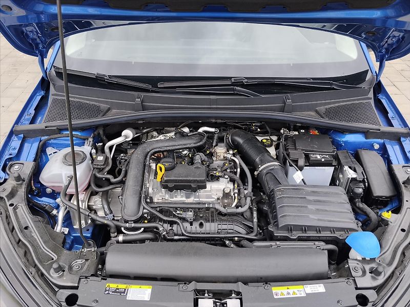 Škoda Fabia 1,0   Top Selection 1.0 TSI 85 - fotka 24 z 29