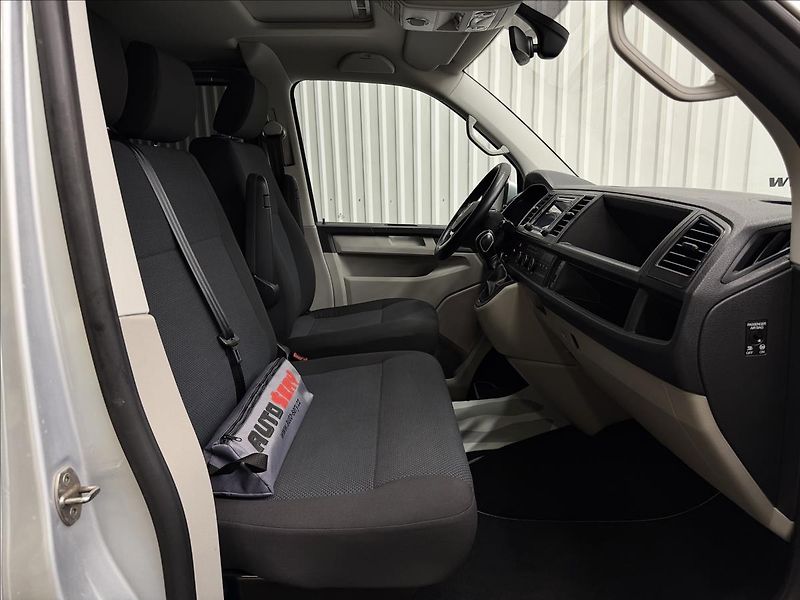 Volkswagen Transporter 2.0TDI 150kW 4MOTION KOMBI 1M - fotka 36 z 39