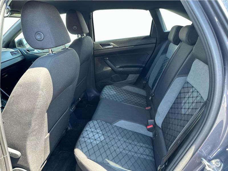 Volkswagen Taigo 1.5TSI R-LINE 7DSG - fotka 12 z 25
