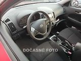 Hyundai i30 (2009) 1.4 16V, 1.maj,ČR, AC, el. - náhled 2