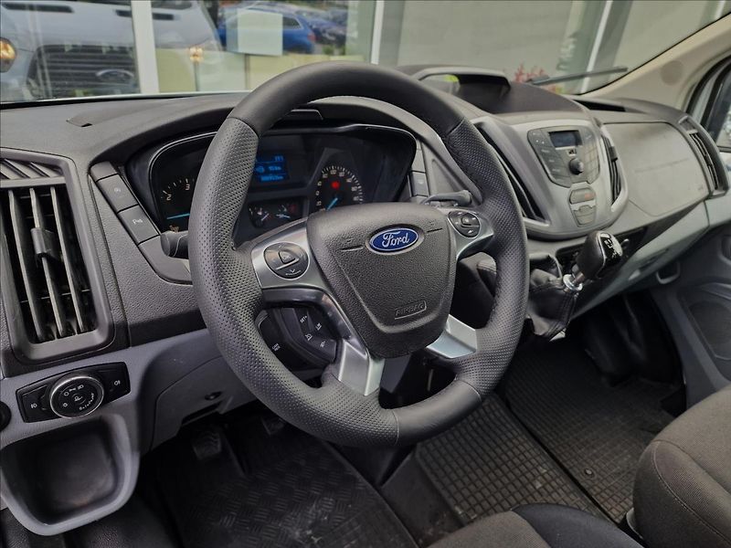 Ford Transit 2.0TDCi 96kw L2, 9-míst, ČR - fotka 22 z 39