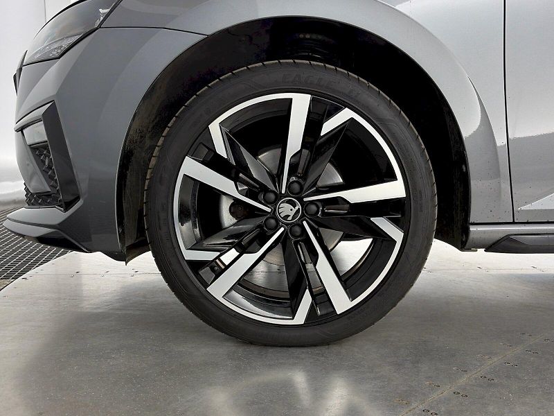 Škoda Scala (2025) DSG 1.5TSI 110kW Monte Carlo - fotka 33 z 33