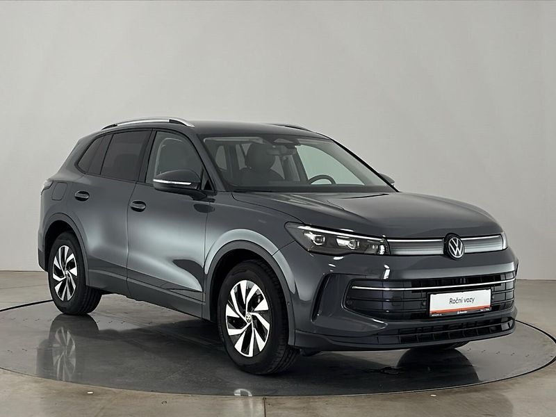 Volkswagen Tiguan People DSG - fotka 14 z 31
