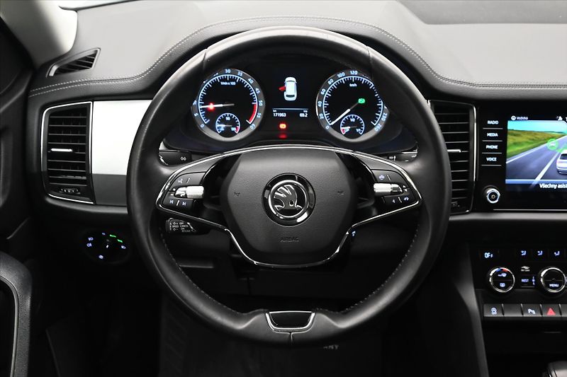 Škoda Kodiaq 2,0 TDI 110kW DSG Ambition Zár - fotka 18 z 30