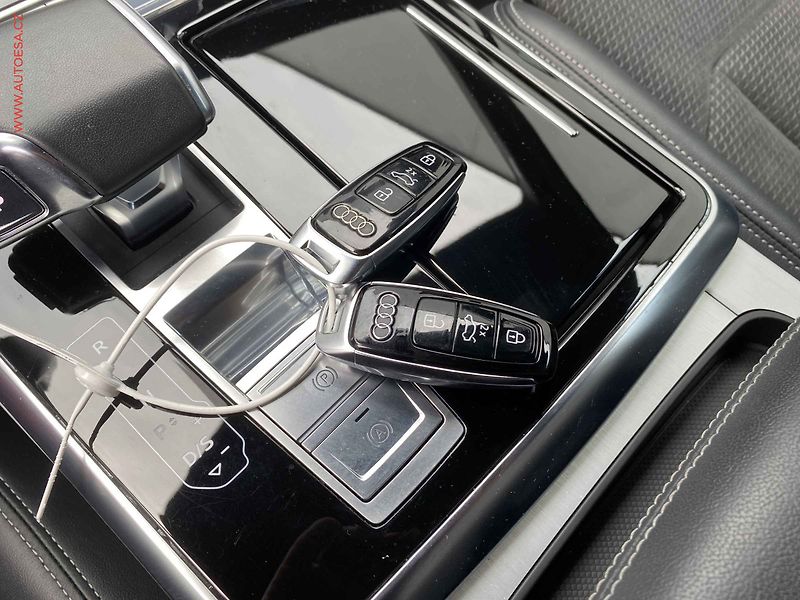 Audi Q7 (2022) 3.0 TDi quattro, 2.maj,ČR, S - fotka 32 z 32