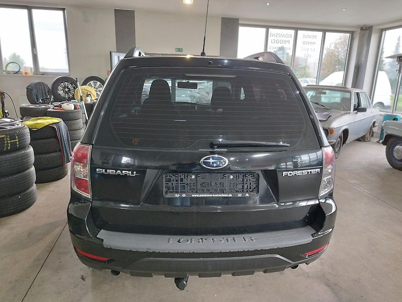 Subaru Forester (2010) 2.0i,taž.zař.,4x4 - fotka 5 z 33