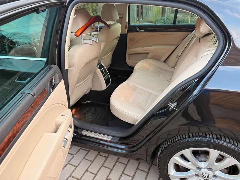 Škoda Superb 2.0 /125kW - fotka 6 z 13