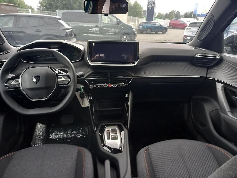 Peugeot 2008 (2026) BUSINESS Hybrid 110 e-DCS6  - fotka 13 z 17