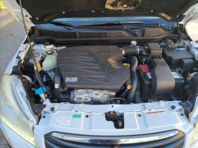Suzuki SX4 S-Cross 1,6 DDiS - fotka 57 z 58