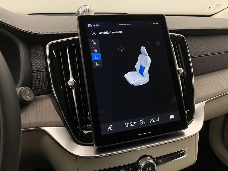Volvo XC90 (2026) B5 AWD AUT BRIGHT PLUS 7míst - fotka 69 z 72