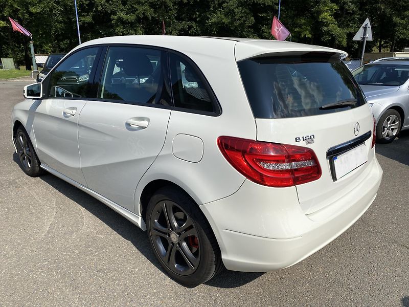 Mercedes-Benz Třídy B (2014) MERCEDES BENZ B 180 CDi  - fotka 4 z 25