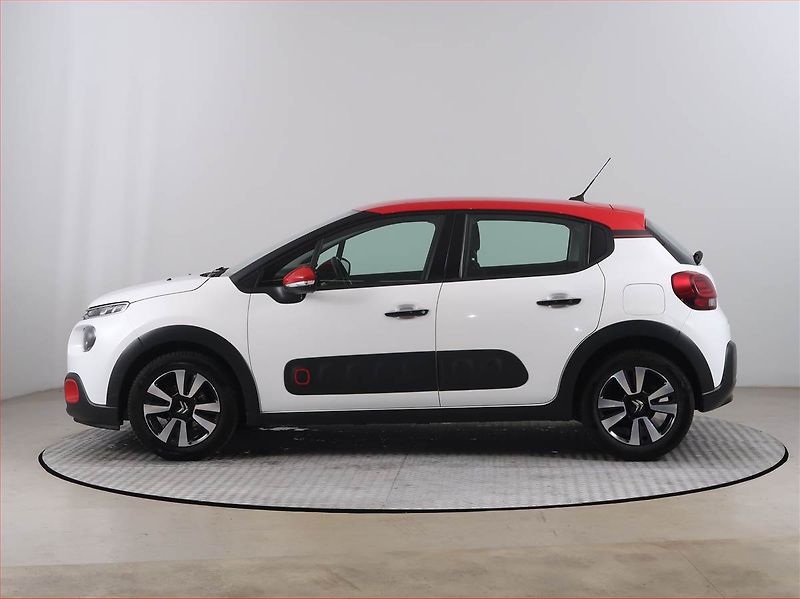 Citroën C3 (2019) 1.2 PureTech, Serv.kniha, Navi - fotka 3 z 14