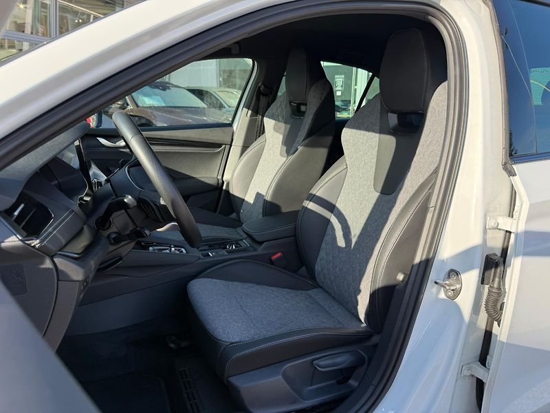 Škoda Octavia Sportline 1.5TSI 110kw DSG - fotka 8 z 27