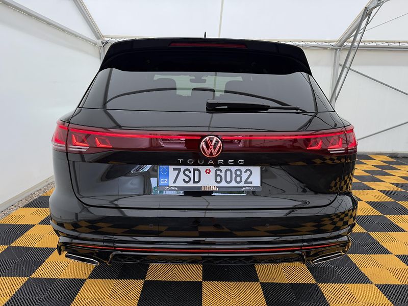 Volkswagen Touareg 3.0Tdi*1-MAJ*DPH*HUD*R-LINE* - fotka 6 z 50
