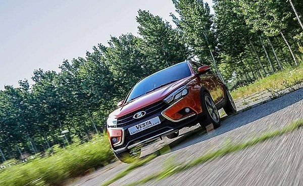 Lada Vesta Cross.