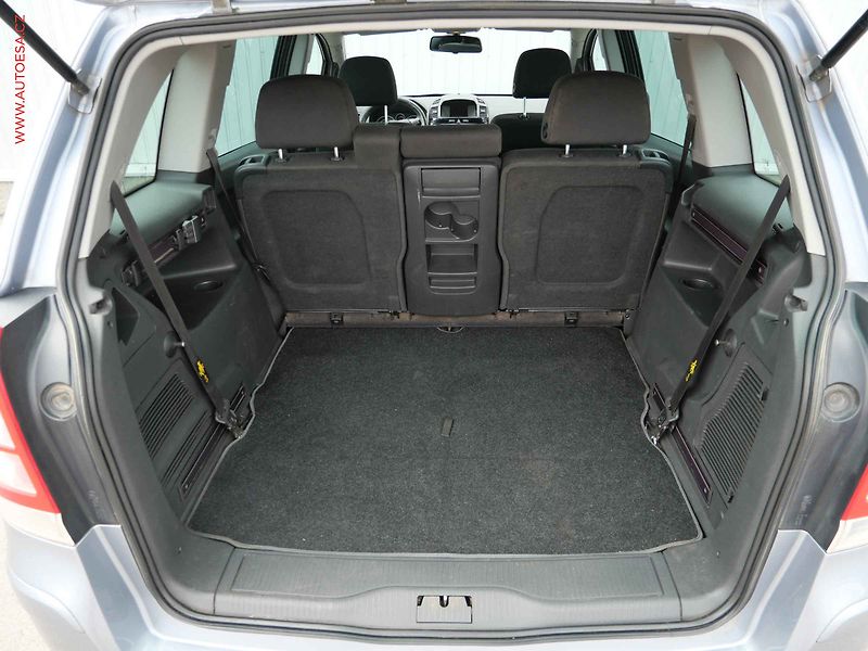 Opel Zafira (2012) 1.7 CDTi, ČR, AC, tempo - fotka 7 z 16