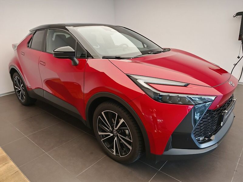 Toyota C-HR 2.0L Plug-in Hybrid CVT (2x4) - fotka 3 z 6