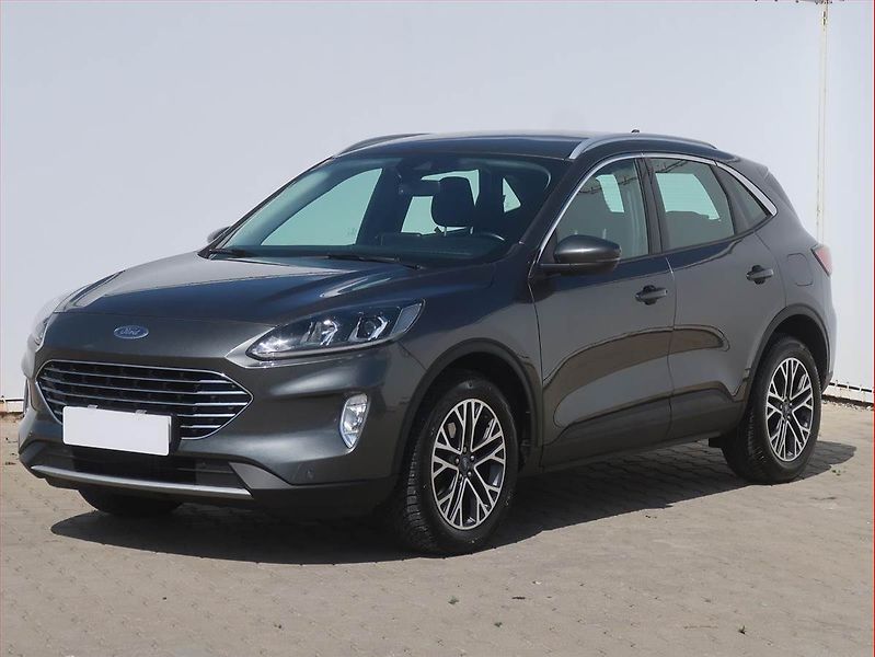 Ford Kuga (2022) Titanium 1.5 EcoBoost - fotka 2 z 16