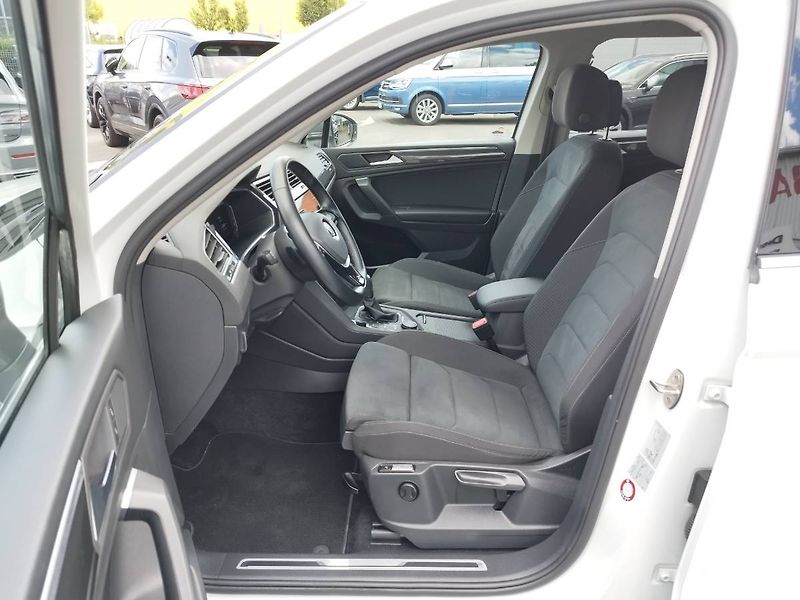 Volkswagen Tiguan Allspace (2021) Highline,2.0 TDI,147kW,DSG,4Mo - fotka 14 z 25