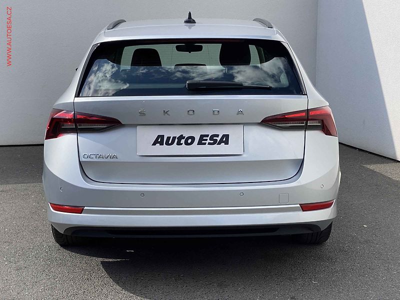 Škoda Octavia (2023) 2.0 TDi, 2.maj,ČR, Ambition - fotka 5 z 18