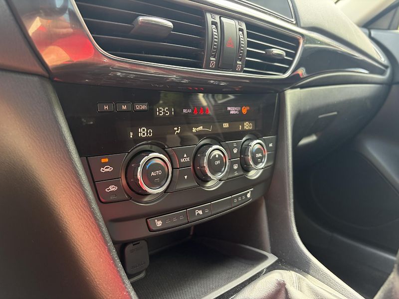 Mazda 6 2.0 Center-Line - fotka 25 z 31