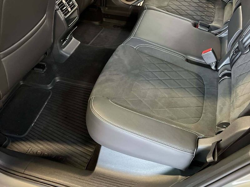 Škoda Kodiaq (2024) 2.0 TDI Sportline Exclusive 4x - fotka 11 z 20