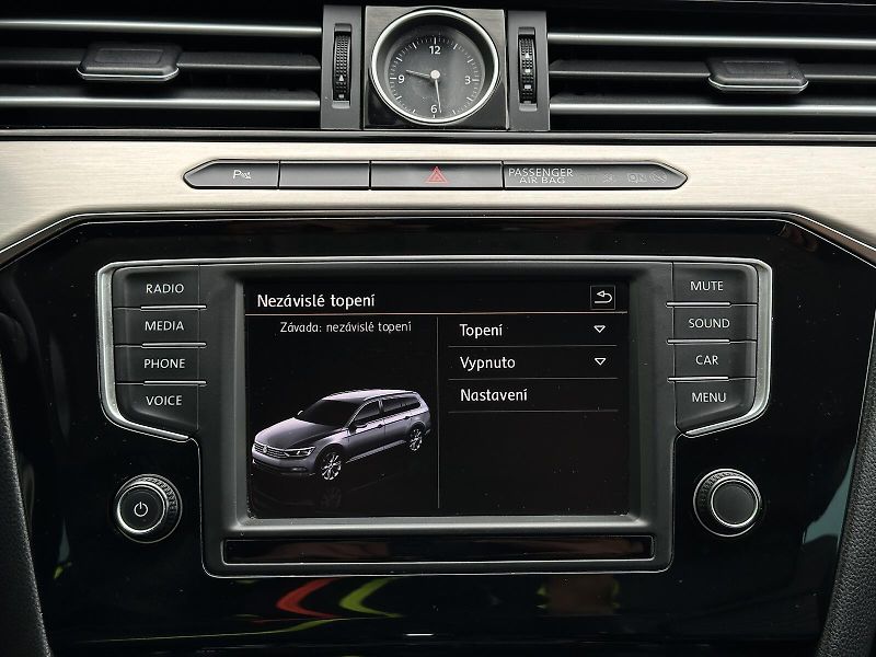 Volkswagen Passat 2.0TDi 4x4 DSG 190PS Kůže ACC - fotka 23 z 40
