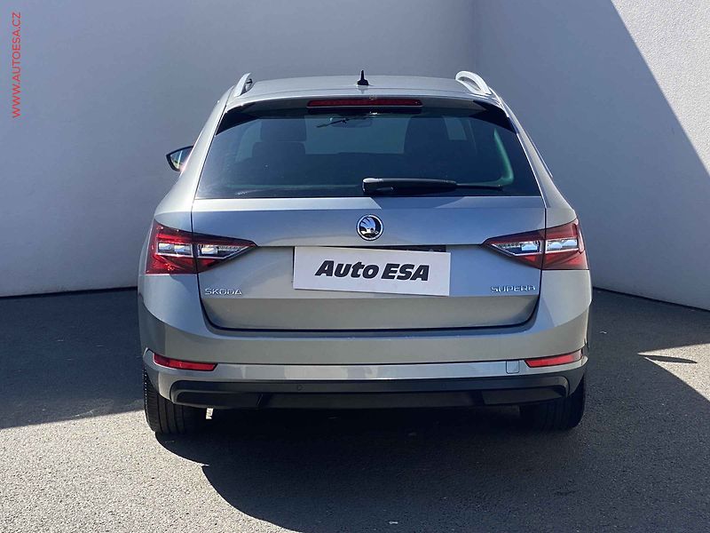 Škoda Superb (2017) 2.0 TDi, Style, DSG, bixen - fotka 5 z 20