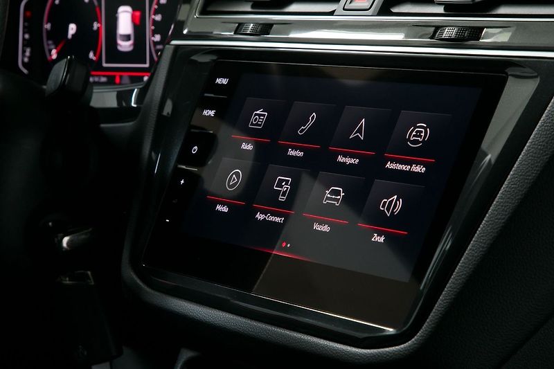 Volkswagen Tiguan Allspace 2.0TDI 147kW R-Line ZÁRUKA 7m - fotka 27 z 44