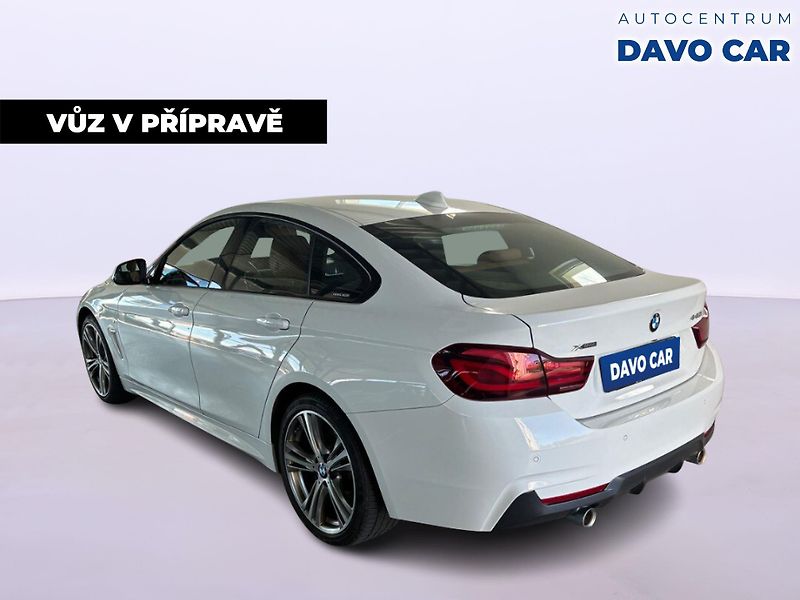 BMW Řada 4 3,0 440i 240 kW xDrive - fotka 4 z 12