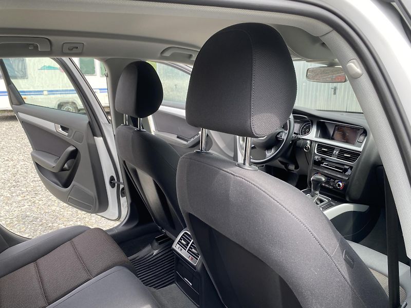 Audi A4 Allroad 2.0TDi 190PS 4x4 AUT SERVIS 1A - fotka 117 z 151