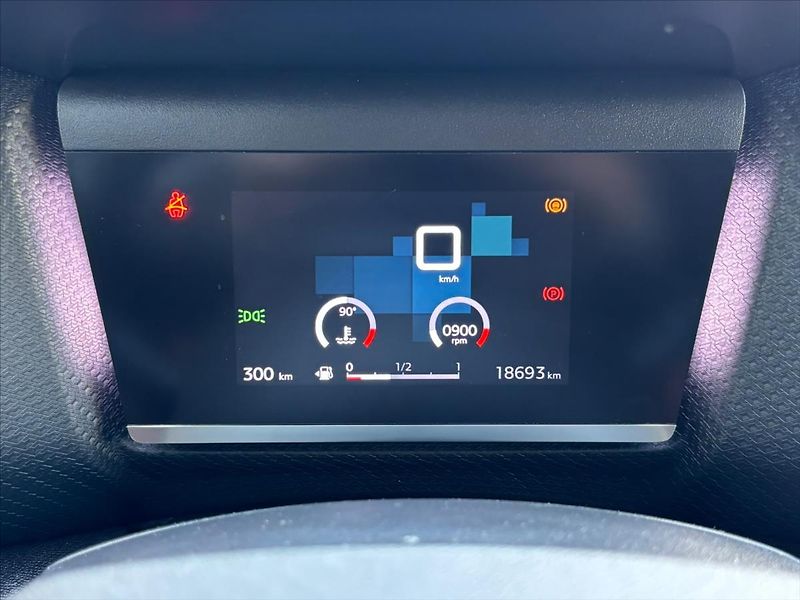Citroën C4 1,2 PureTech  Feel Pack ZÁRUKA - fotka 18 z 23