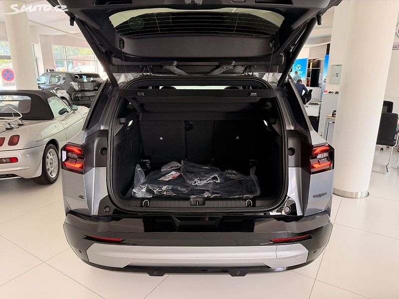 Jeep Compass (2026) Summit e-Hybrid Plug-in 225k e - fotka 7 z 20