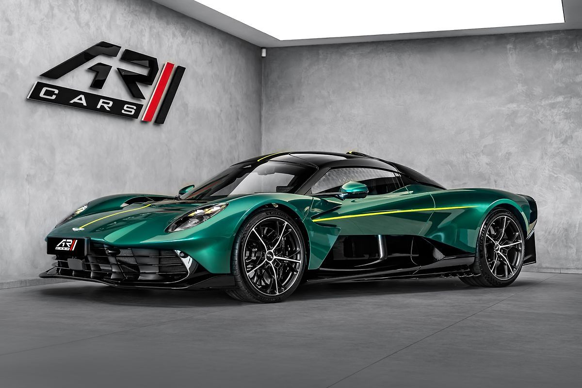 Aston Martin Valhalla