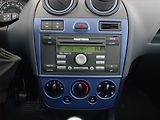 Ford Fiesta (2008) 1.3 i, nová STK, oblíbený vůz - náhled 12