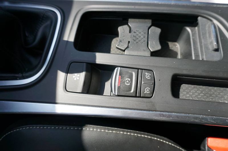 Renault Mégane (2017) 1,2  1,Majitel  nové v ČR - fotka 29 z 35