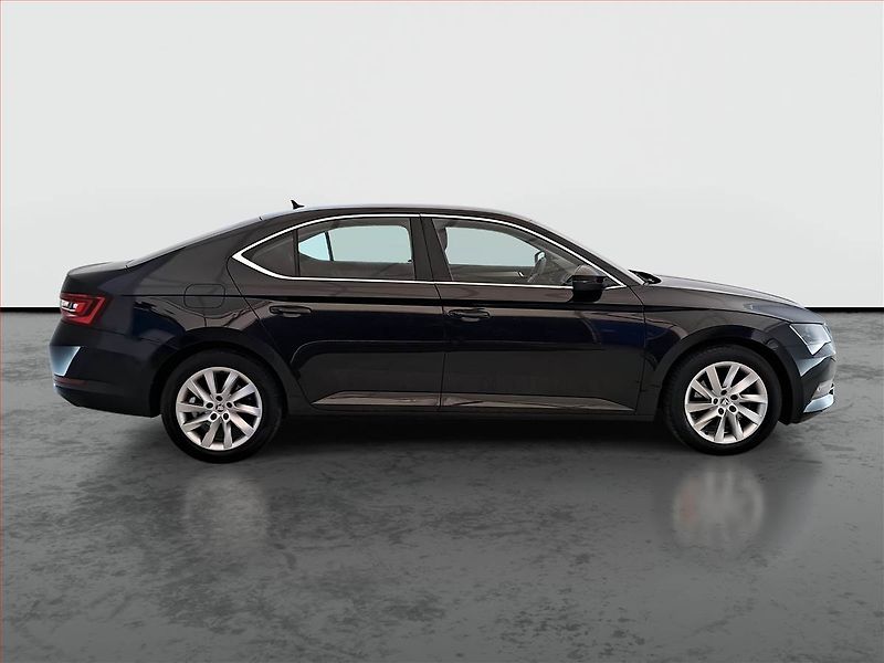 Škoda Superb (2017) 2.0 TDI, Serv.kniha, Navi - fotka 6 z 18