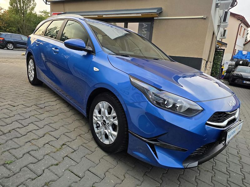 Kia Ceed 1.5-V ZÁRUCE-AUTOMAT-KAMERA - fotka 9 z 36