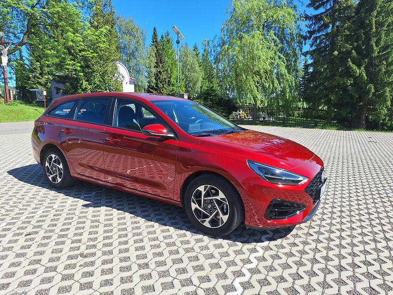 Hyundai i30 (2024) Kombi 1.0 T-GDI Comfort 2024 - fotka 5 z 19