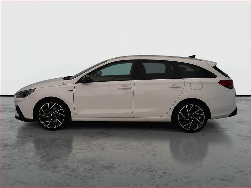 Hyundai i30 (2024) N-Line 1.5 T-GDI MHEV - fotka 3 z 19