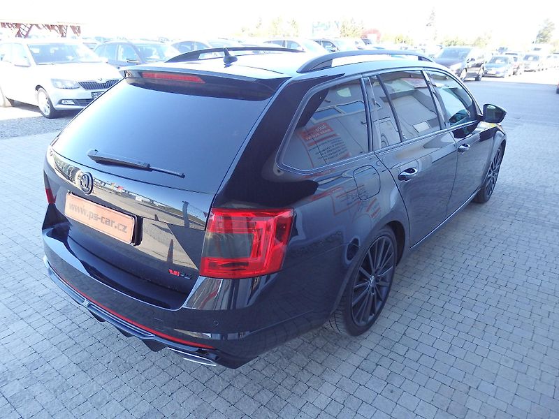 Škoda Octavia 2.0 TDI RS 135 kW NAVIGACE - fotka 5 z 22