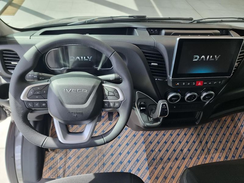 Iveco Daily (2026) 35S18HA8/Limited edition - fotka 15 z 15