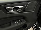 Volvo XC60 (2026) B5 AWD BLACK EDITION PLUS AUT - náhled 22