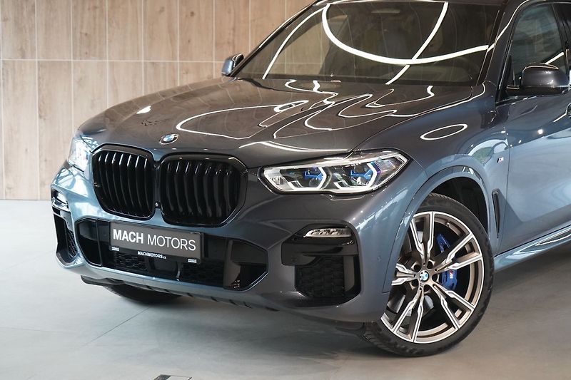 BMW X5 M50d, M Professional, Masáž - fotka 12 z 57