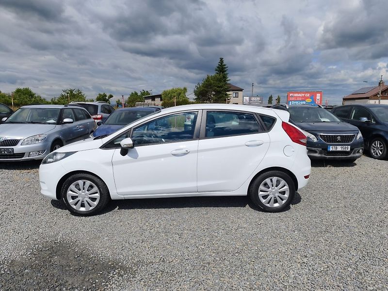 Ford Fiesta (2012) - fotka 11 z 26