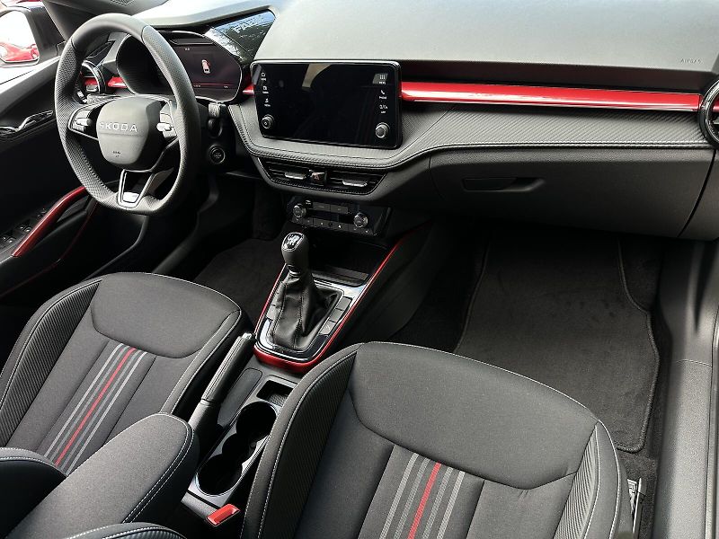 Škoda Fabia 1.0TSi Monte Carlo 116PS V.Coc - fotka 34 z 36