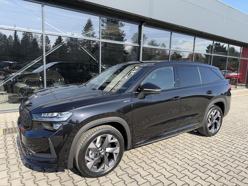 Škoda Kodiaq (2026) 2.0TDI 142kW 4X4 SPORT R19 HUD - fotka 3 z 47